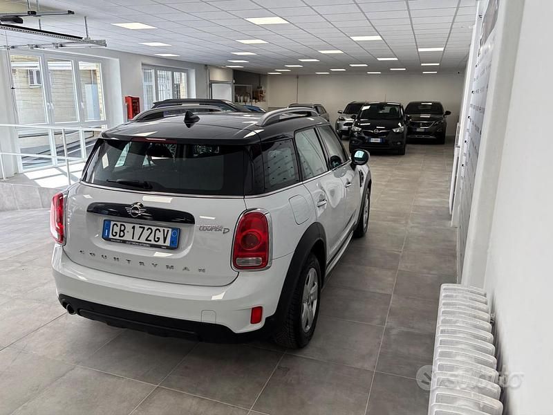 Usata Mini Cooper D Countryman Business 150 CV (110 kW) 2020 Bianco SUV