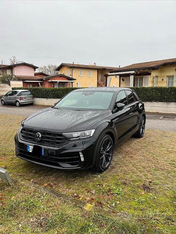 Usata VW T-Roc R 300 CV (220 kW) 2021 Nero SUV