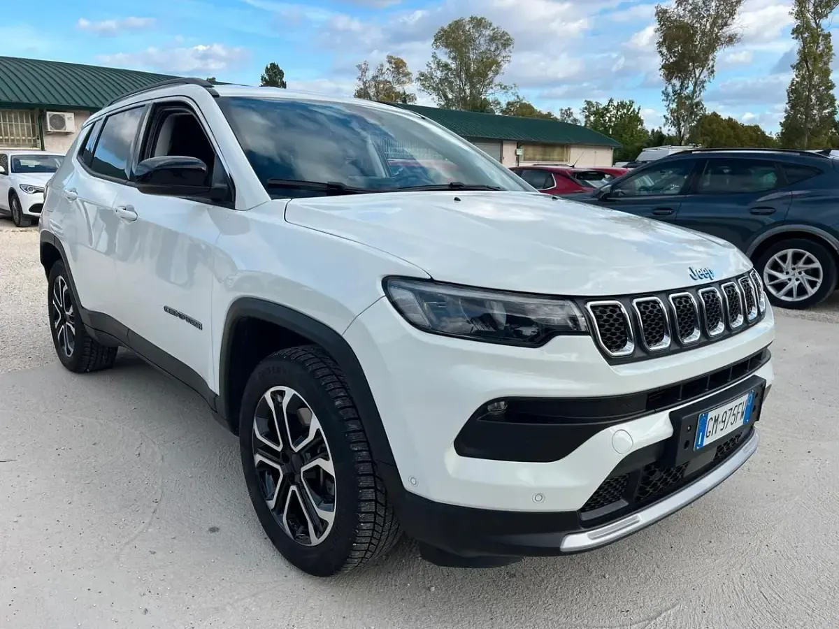 Usata Jeep Compass 130 CV (95 kW) 2023 Bianco SUV