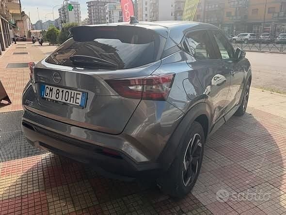 Usata Nissan Juke N-Connecta 114 CV (83 kW) 2023 Grigio SUV