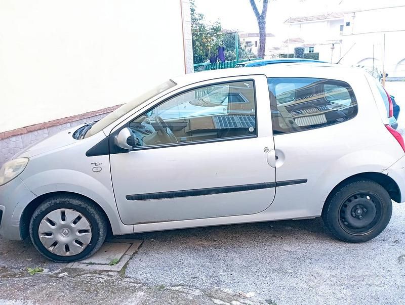 Usata Renault Twingo 58 CV (42 kW) 2007 Grigio Utilitaria