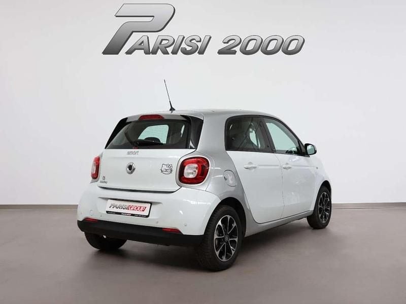 Usata Smart ForFour Passion 71 CV (52 kW) 2016 Bianco Utilitaria