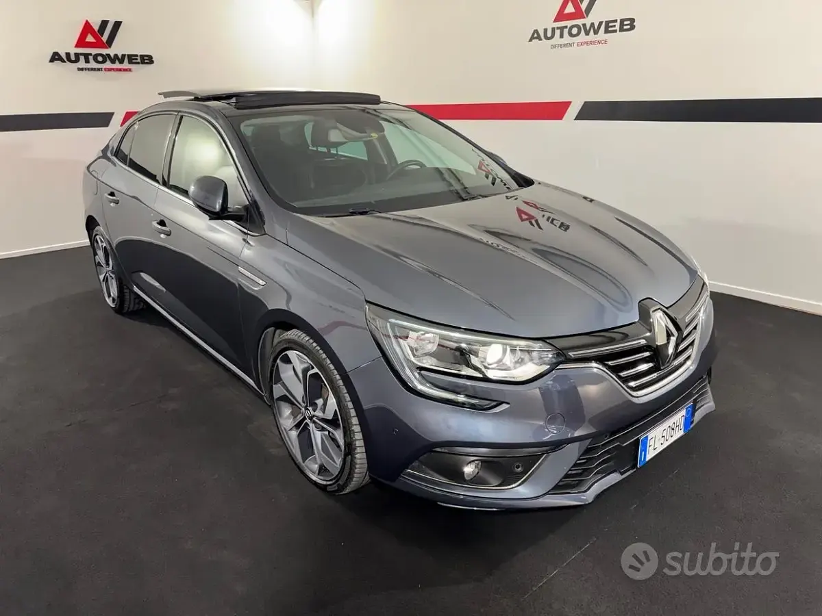 Usata Renault Mégane IV Intens 131 CV (96 kW) 2017 Grigio Coupé