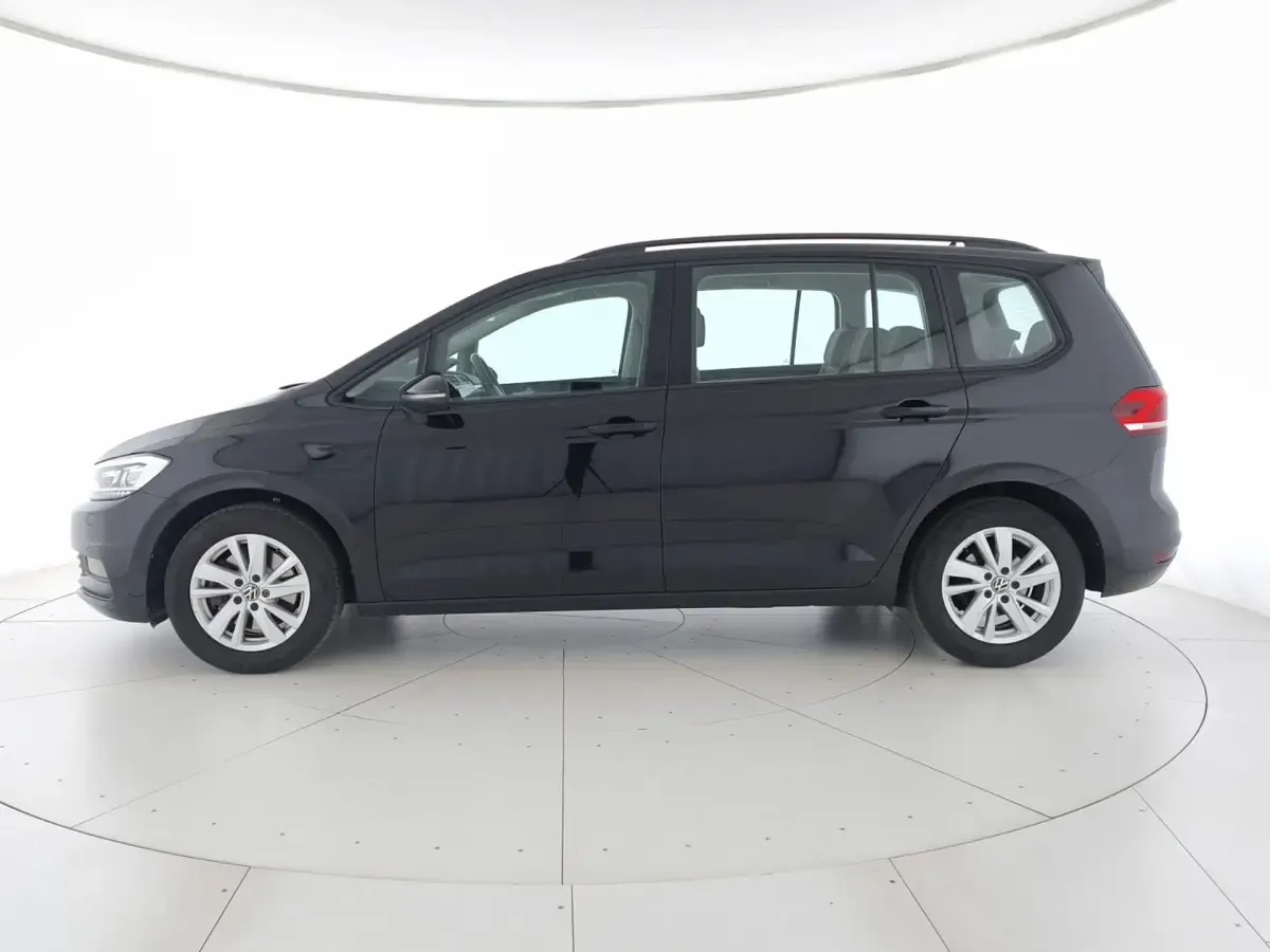 Usata VW Touran Business 150 CV (110 kW) 2022 Deep black perlato Monovolume