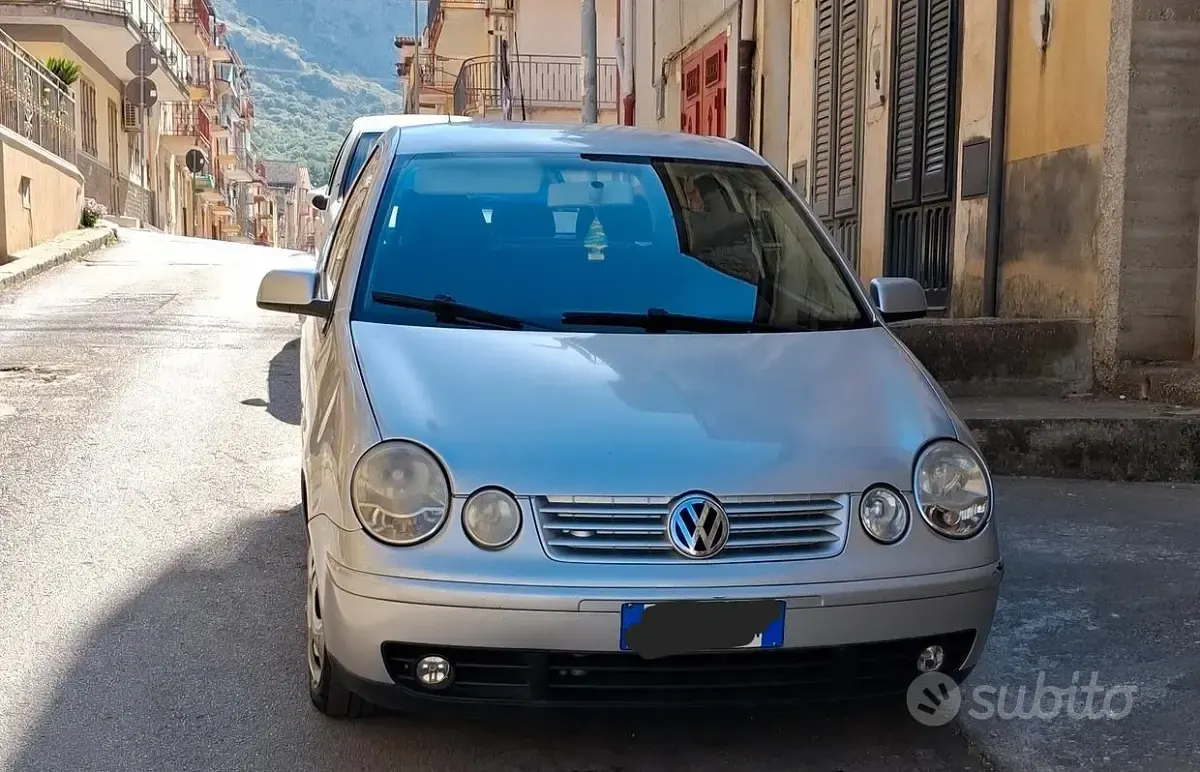 Usata VW Polo 75 CV (55 kW) 2004 Utilitaria