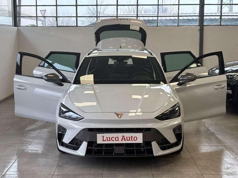 Bianco Usata 2025 Cupra Leon Station wagon | 24.490 € (Ottimo prezzo) - Immagine 1/4