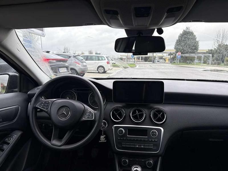 Usata Mercedes A160 Executive 102 CV (75 kW) 2016 Nero Berlina