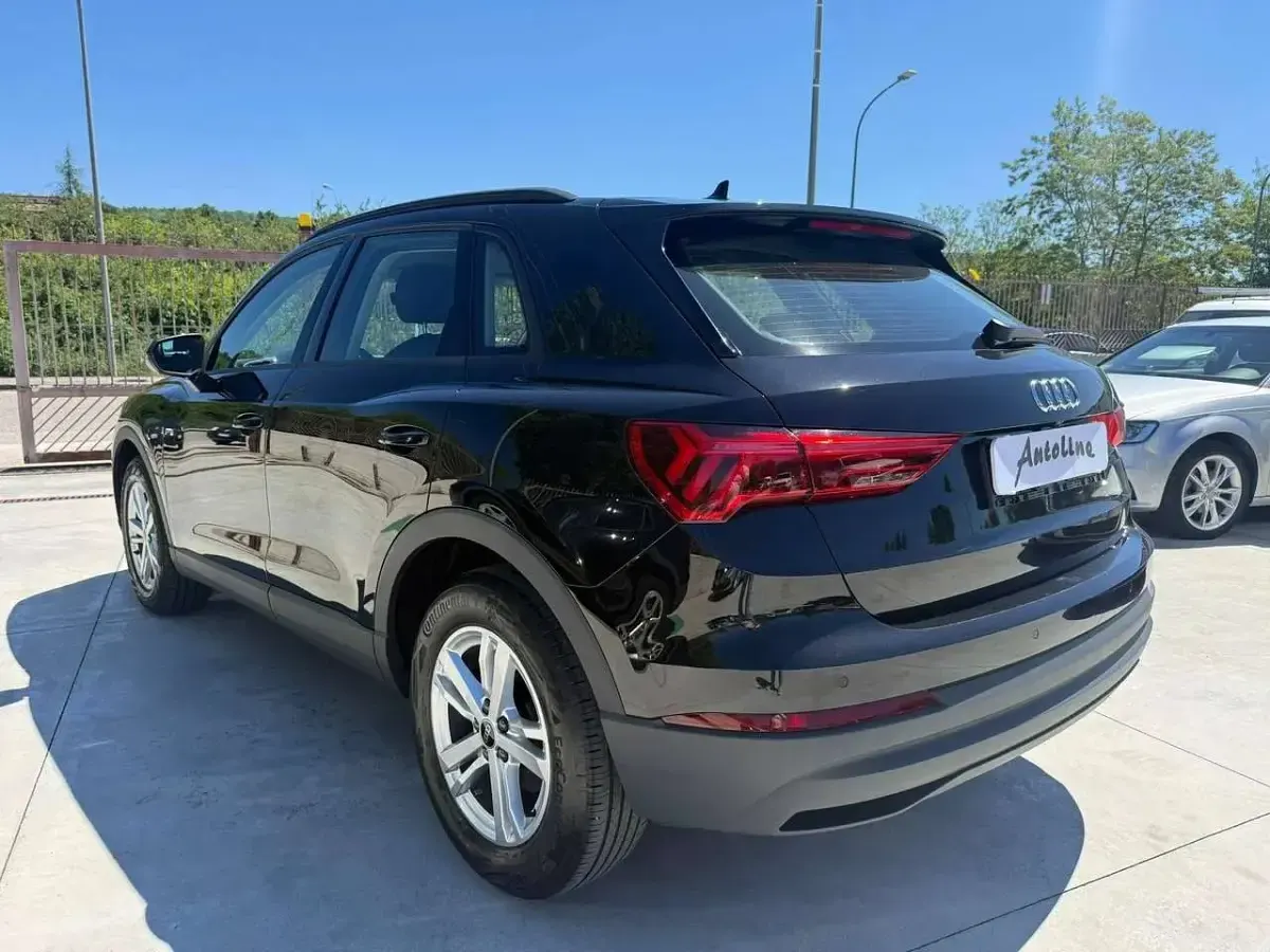 Usata Audi Q3 Comfort 150 CV (110 kW) 2023 Nero SUV