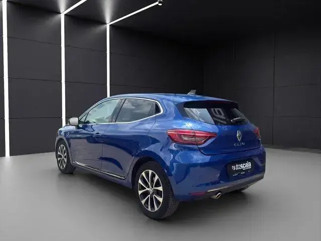 Usata Renault Clio V Techno 101 CV (74 kW) 2023 Bluazzurro Berlina