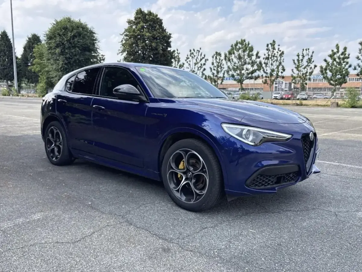 Usata Alfa Romeo Stelvio Ti 209 CV (153 kW) 2021 Blu SUV
