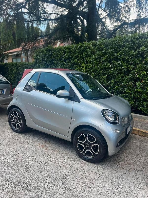 Usata Smart ForTwo Cabrio Prime 90 CV (66 kW) 2016 Grigio Cabrio