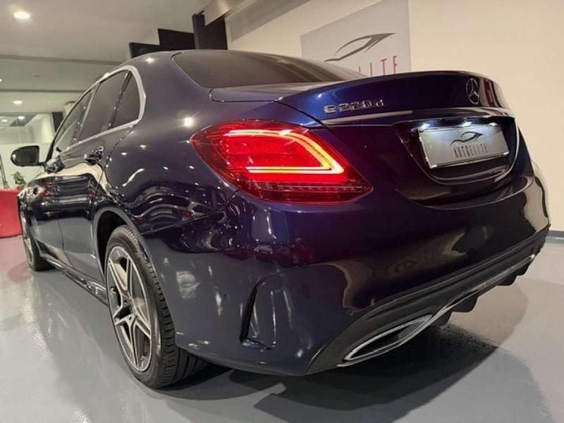 Usata Mercedes C220 Premium 194 CV (142 kW) 2019 Blu Berlina