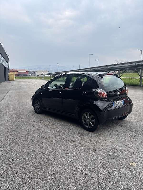 Usata Toyota Aygo 68 CV (50 kW) 2009 Utilitaria