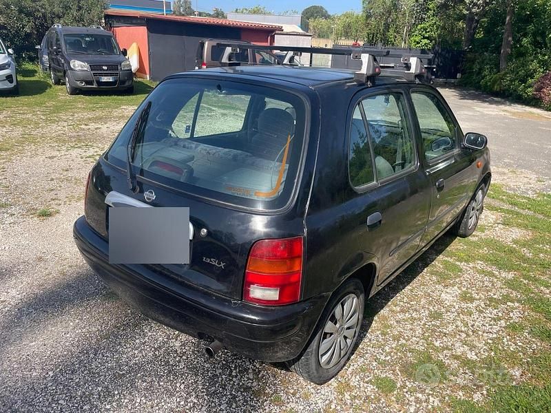 Usata Nissan Micra 1998 Nero Utilitaria