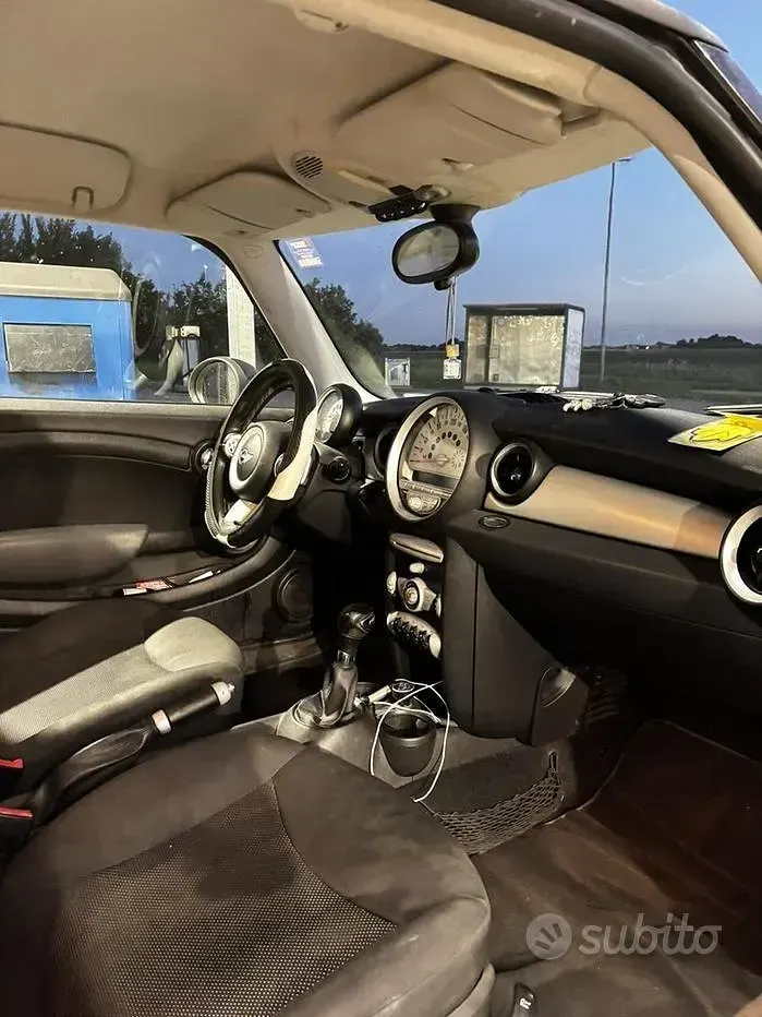 Usata Mini Cooper 109 CV (80 kW) 2008 Bianco Utilitaria