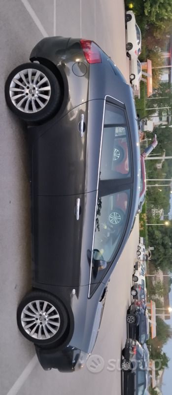 Usata Fiat Bravo Emotion 120 CV (88 kW) 2011 Grigio Utilitaria