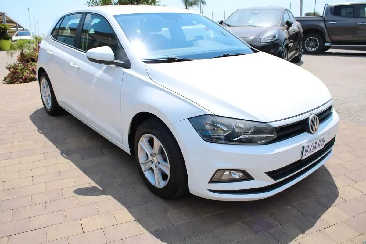 Usata VW Polo Comfortline 65 CV (47 kW) 2018 Bianco Utilitaria
