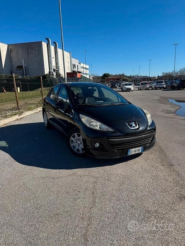 Usata Peugeot 207 2009 Nero Utilitaria