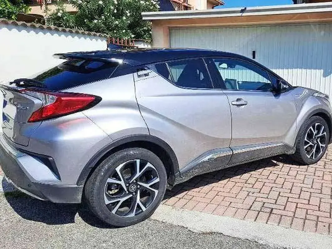 Usata Toyota C-HR Trend 98 CV (72 kW) 2018 SUV