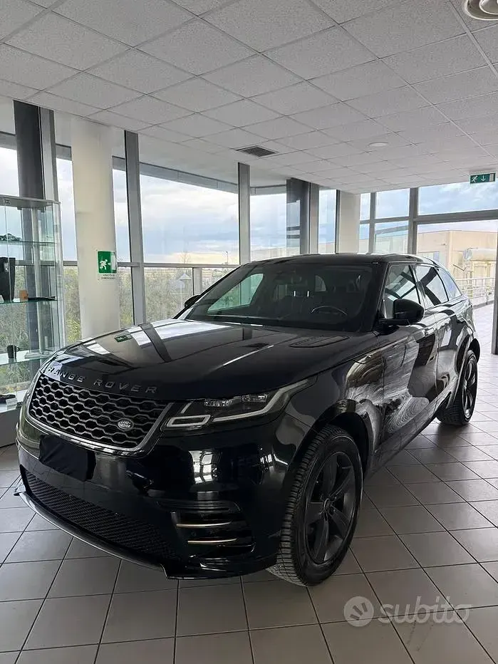 Usata Land Rover Range Rover Velar R-Dynamic 241 CV (177 kW) 2019 Nero SUV