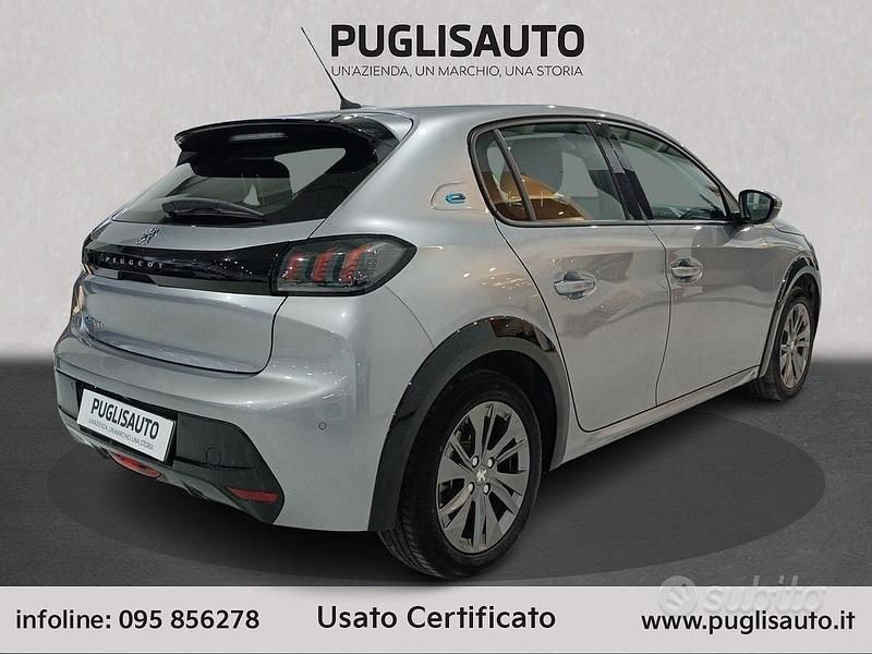 Usata Peugeot 208 Allure 100 kW (136 CV) 2021 Grigio Utilitaria