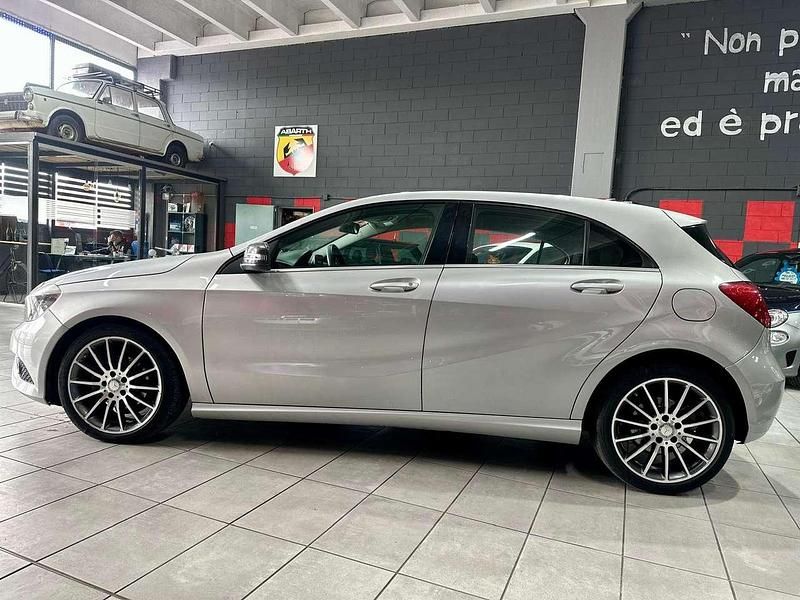 Usata Mercedes A180 109 CV (80 kW) 2013 Argento Berlina