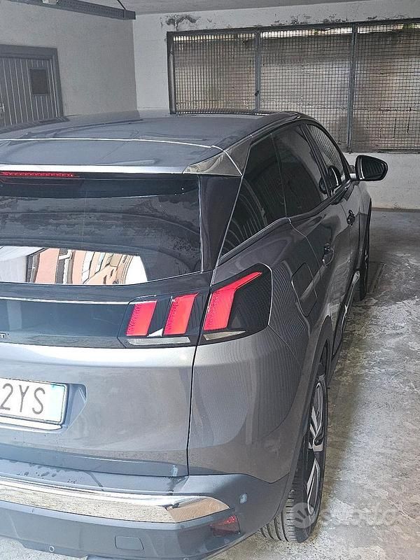 Usata Peugeot 3008 131 CV (96 kW) 2023 Grigio SUV