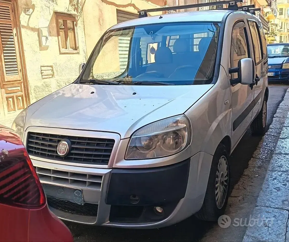 Usata Fiat Doblò 105 CV (77 kW) 2008 Monovolume