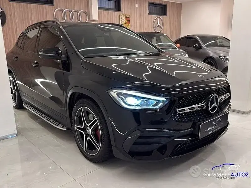 Usata Mercedes GLA200 Premium 150 CV (110 kW) 2021 Nero SUV