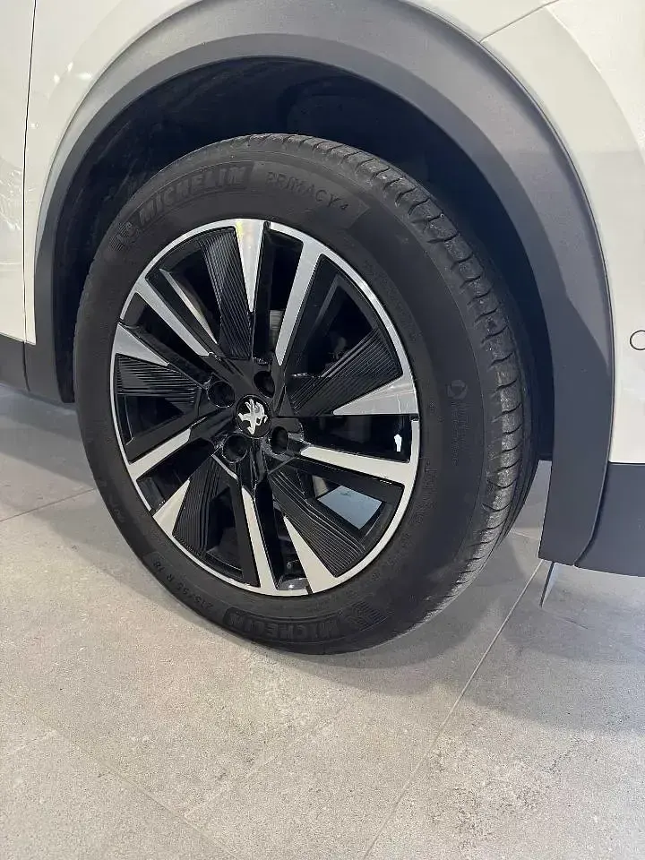 Usata Peugeot 2008 GT-line 155 CV (114 kW) 2020 Bianco SUV