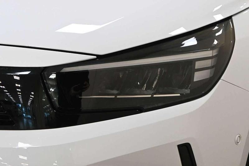 Usata Opel Corsa GS Line 101 CV (74 kW) 2024 Bianco