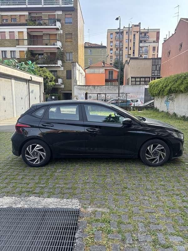 Usata Hyundai i20 79 CV (58 kW) 2024 Nero Utilitaria
