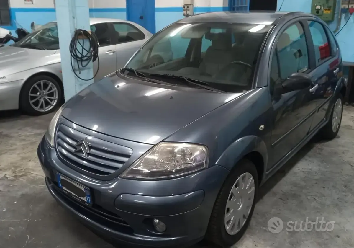 Usata Citroën C3 73 CV (53 kW) 2005 Grigio Berlina