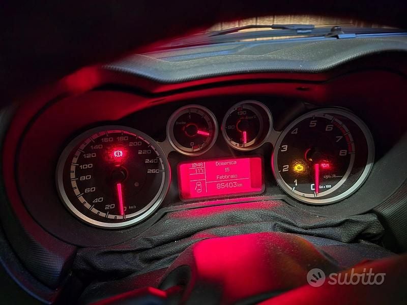 Usata Alfa Romeo MiTo Progression 78 CV (57 kW) 2016 Rosso Utilitaria