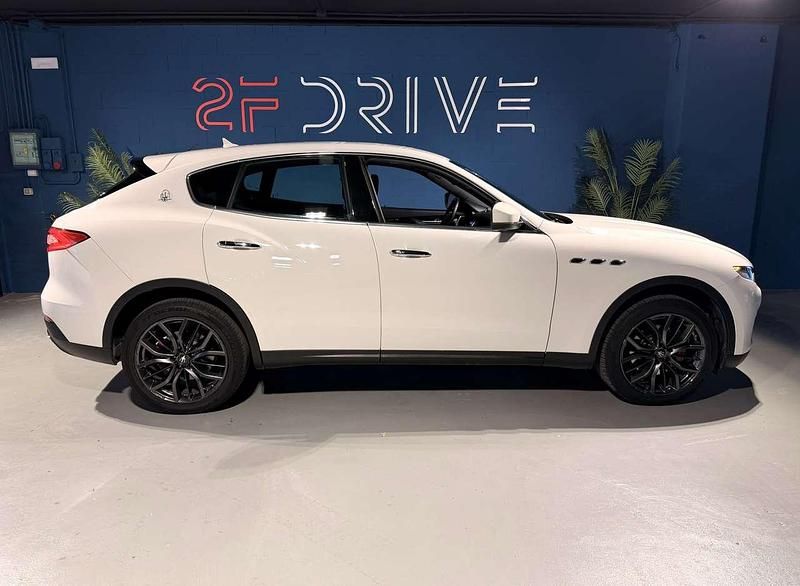 Usata Maserati Levante 252 CV (185 kW) 2019 Bianco SUV