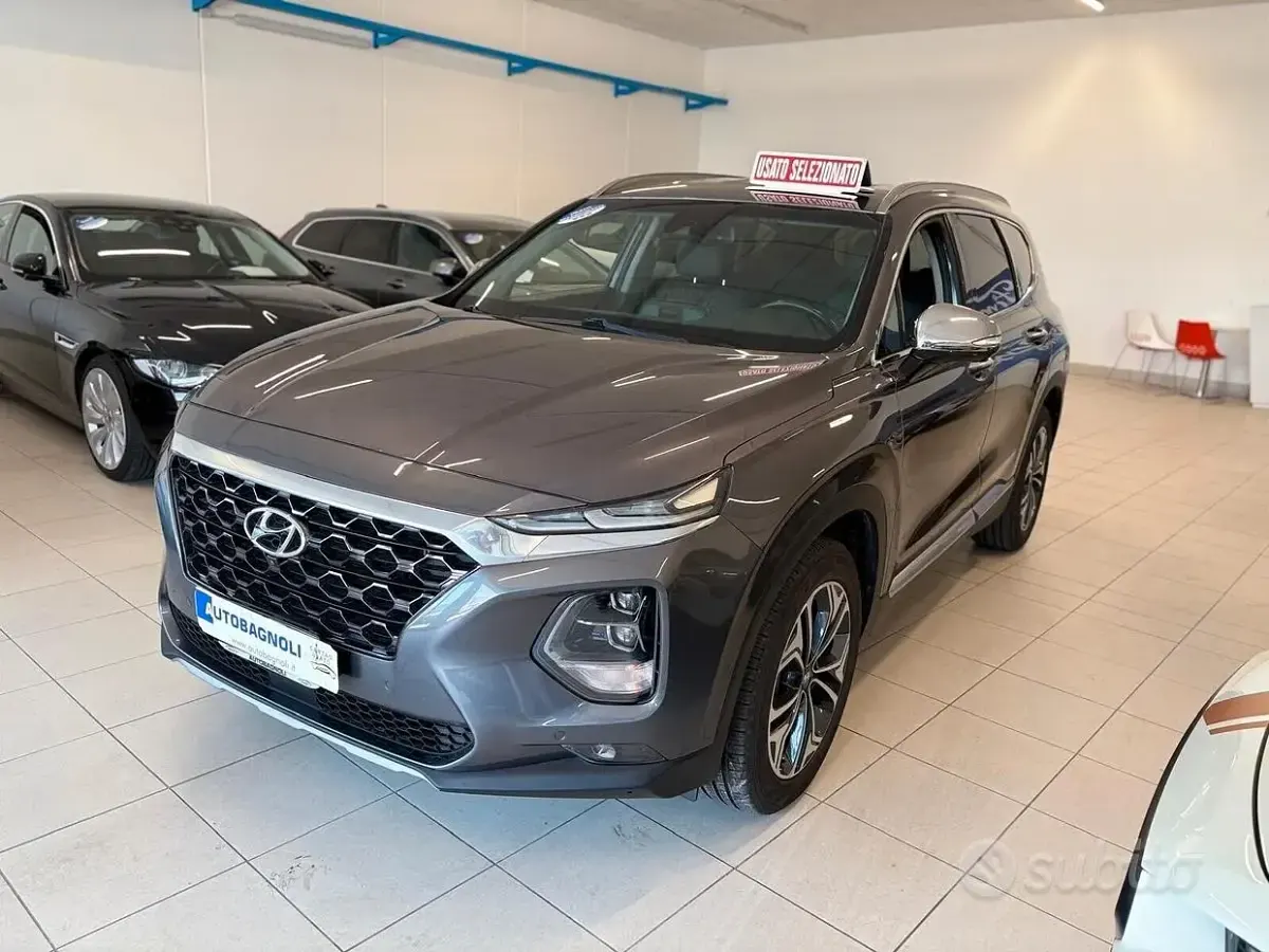 Usata Hyundai Santa Fe XPrime 200 CV (147 kW) 2018 Grigio SUV