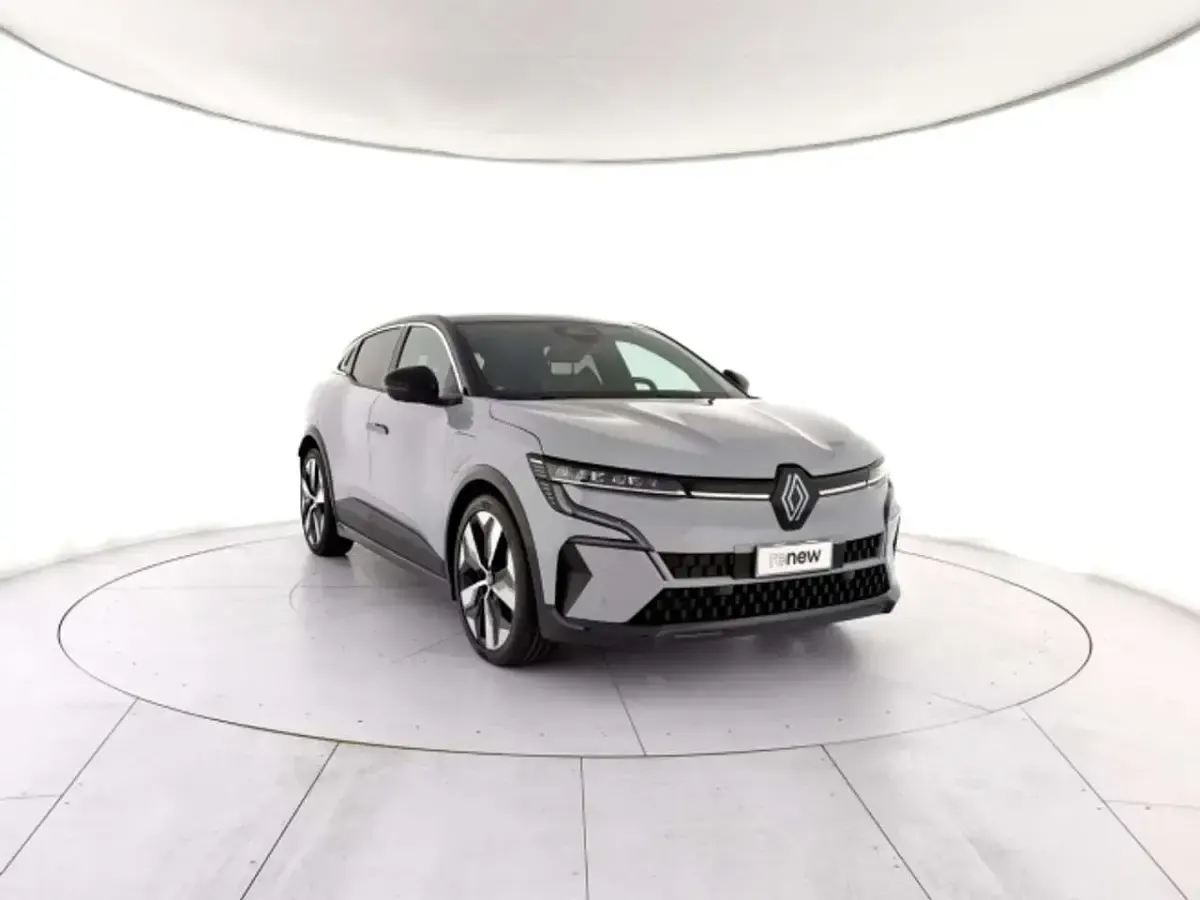 Usata Renault Megane E-Tech Techno 55 kW (75 CV) 2023 Bestyle dublino (grigio aviat SUV