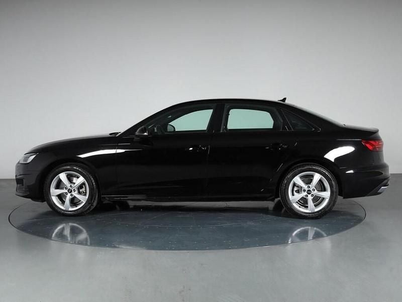 Usata Audi A4 Advanced Plus 136 CV (100 kW) 2024 Nero brillante Berlina