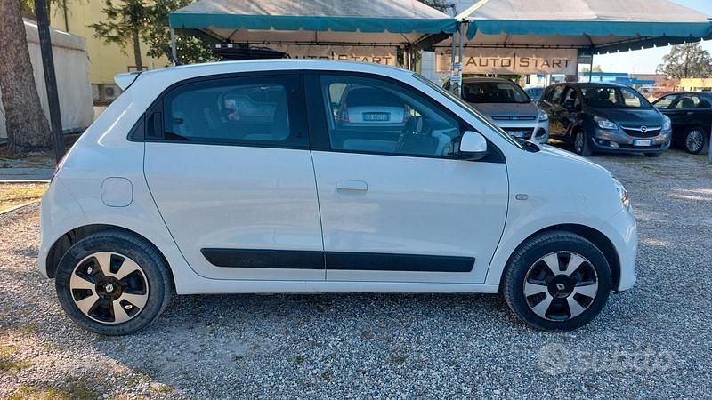 Usata Renault Twingo SE 70 CV (51 kW) 2015 Bianco Utilitaria