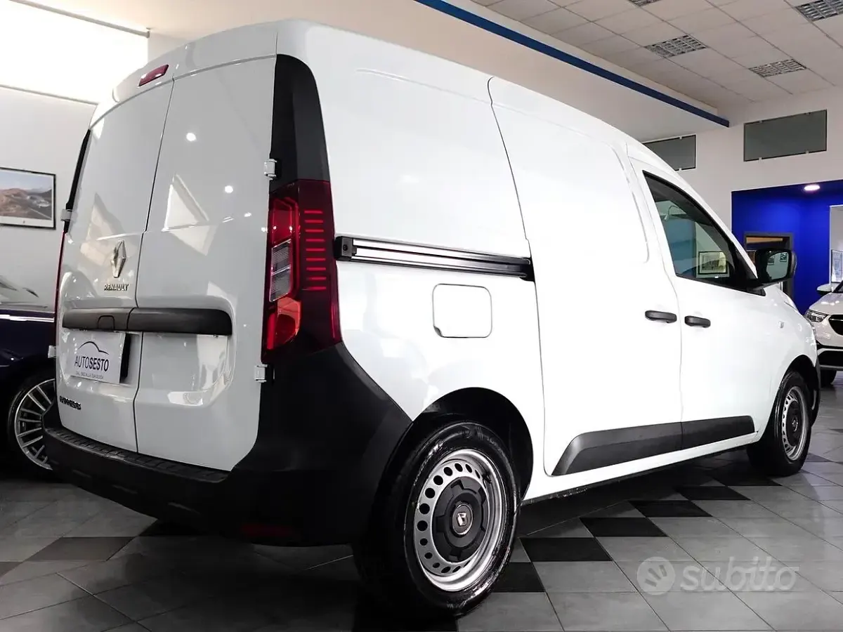 Usata Renault Express 75 CV (55 kW) 2022 Bianco Monovolume