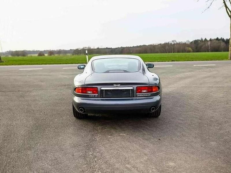 Grigio Usata 2003 Aston Martin DB7 Coupé | 52.000 € - Immagine 1/4