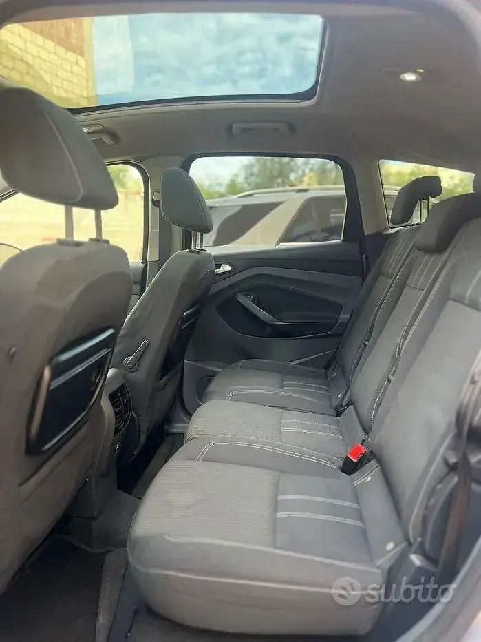 Usata Ford C-MAX 115 CV (84 kW) 2011 Monovolume