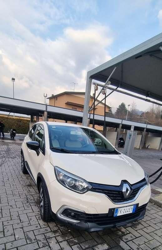 Usata Renault Captur Iconic 90 CV (66 kW) 2017 SUV