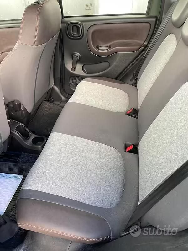 Usata Fiat Panda Cross Cross 95 CV (69 kW) 2016 Verde Utilitaria