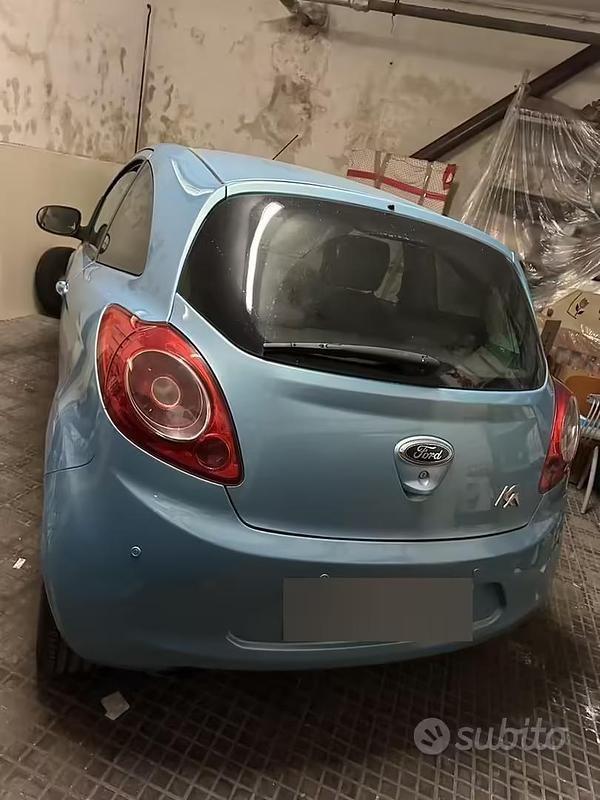 Usata Ford Ka 69 CV (50 kW) 2010 Blu Utilitaria