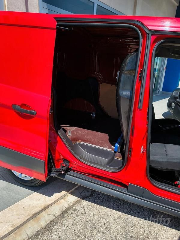 Occasion Ford Transit Connect 120 ch (88 kW) 2017 Rouge Monospace