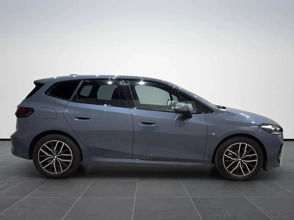 Usata BMW 223 Active Tourer M Sport 204 CV (150 kW) 2024 Grigio Monovolume
