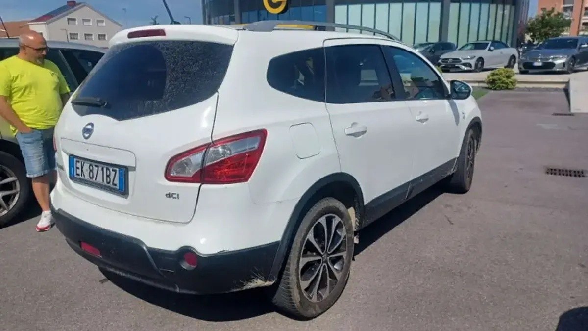 Usata Nissan Qashqai +2 Tekna 150 CV (110 kW) 2011 Bianco SUV