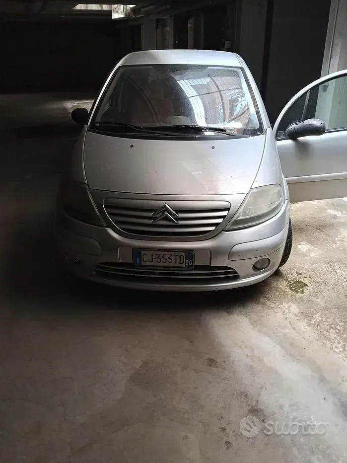 Usata Citroën C3 90 CV (66 kW) 2001 Grigio Berlina
