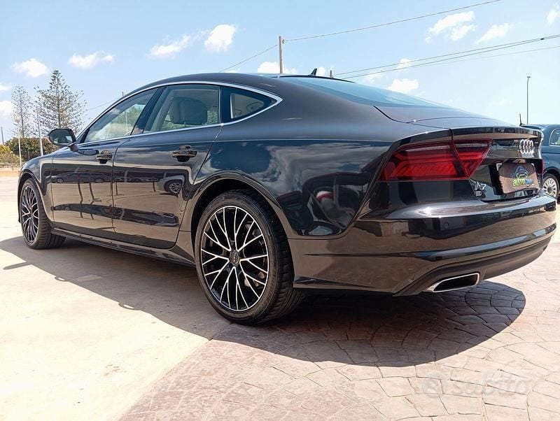 Usata Audi A7 Business 272 CV (200 kW) 2017 Nero Utilitaria